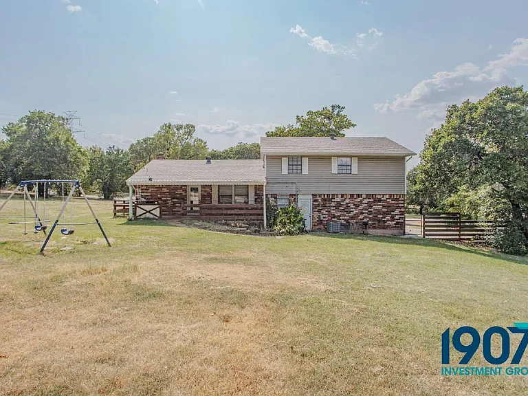 15008 Ken Rd — Photo 26