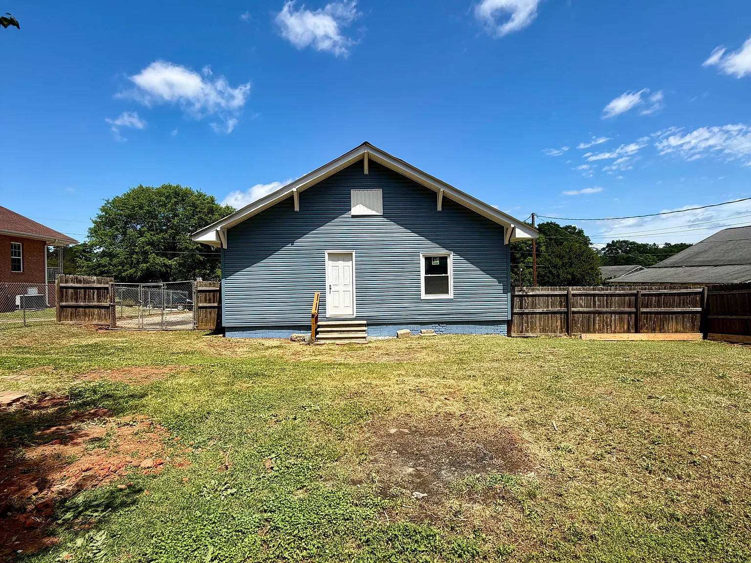 3 bed, 1109 sqft, $1,250 — Photo 3