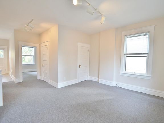 Spacious living room