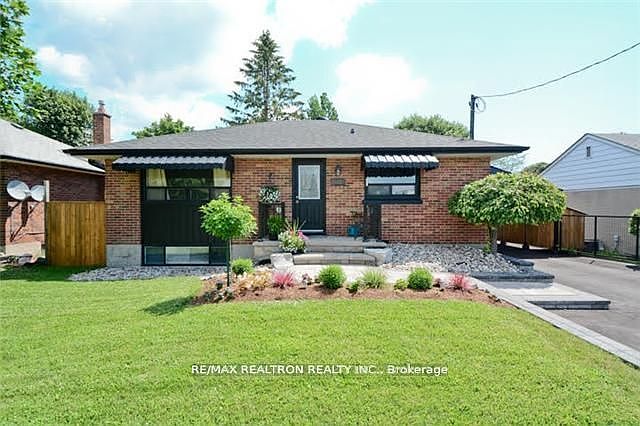 1st image of 607 Stevenson Rd N