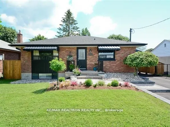 607 Stevenson Rd N, Oshawa, ON L1J 5P2