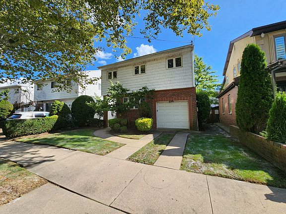 2nd image of 279 Whitman Dr