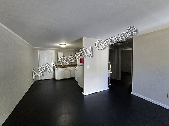 2nd image of 2715A Howell Ave