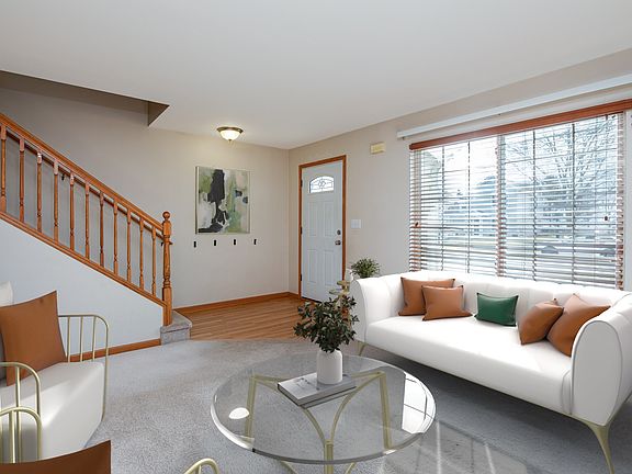 4th image of 2459 Mayfield Dr