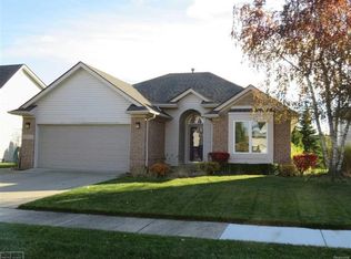 34656 Wisteria Ln, Richmond, MI