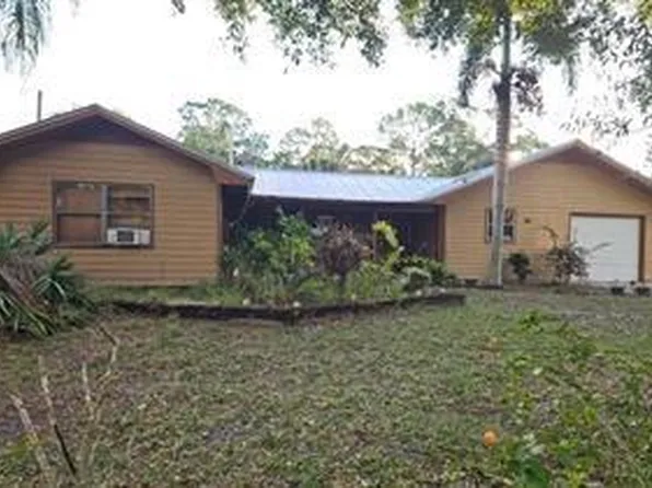 202 Laidback Way, Fort Pierce, FL 34945