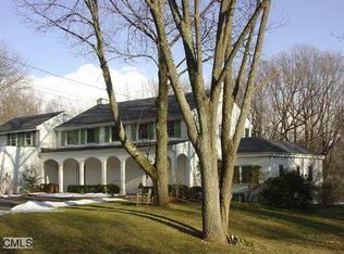 110 Turtle Back Rd, New Canaan, CT 06840