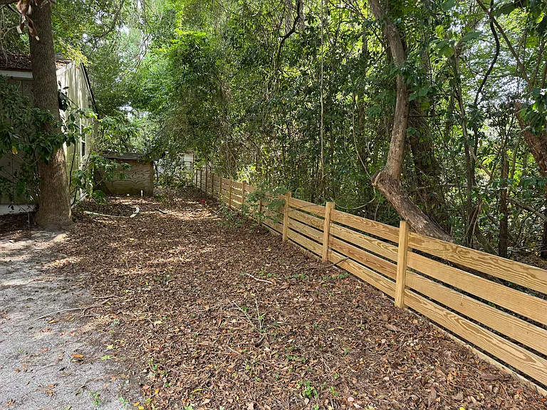 537 Aquarius Dr — Photo 10