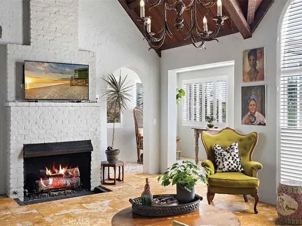 1494 Glenneyre St, Laguna Beach, CA 92651