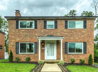 8020 Walinca Ter, Saint Louis, MO 63105