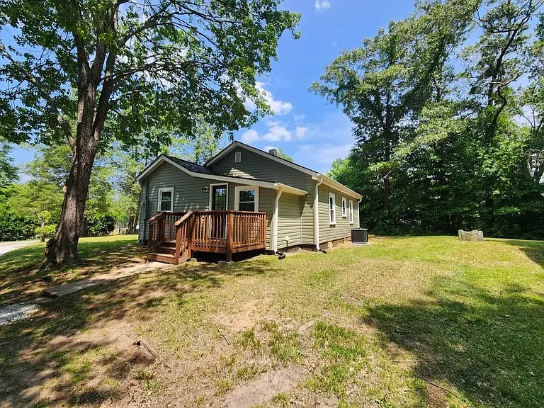 112 Jackson Ave — Photo 21