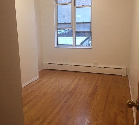 3rd image of 676 Humboldt St #2