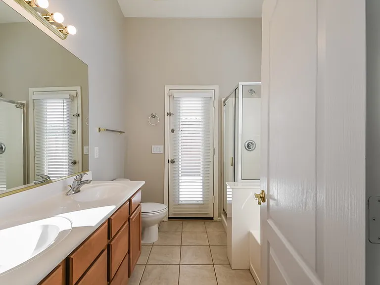 2415 W Blue Sky Dr — Photo 12