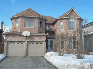 492 Traviss Dr, Newmarket, ON L3Y 7K5