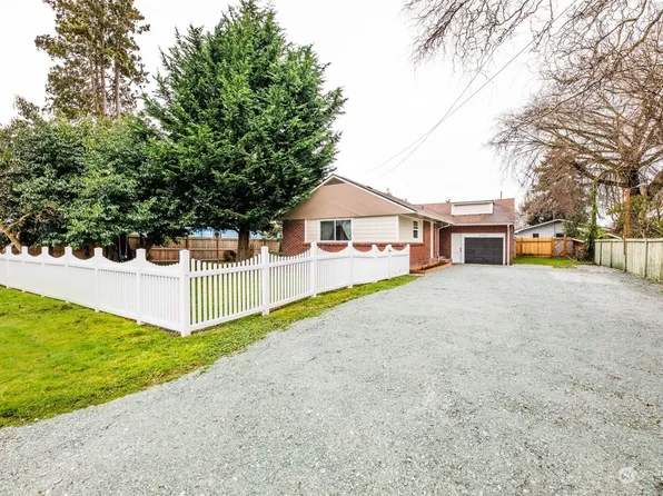 27232 101st Avenue NW, Stanwood, WA 98292