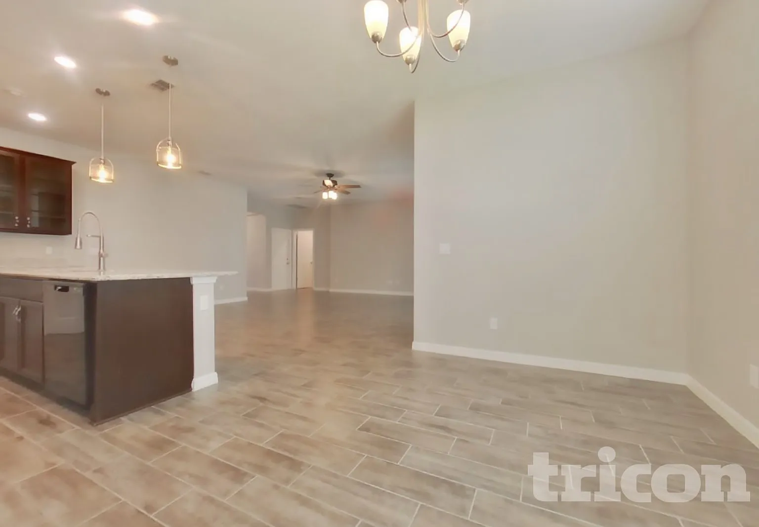 37028 Scenic Pine Drive Grand Island FL — Photo 4