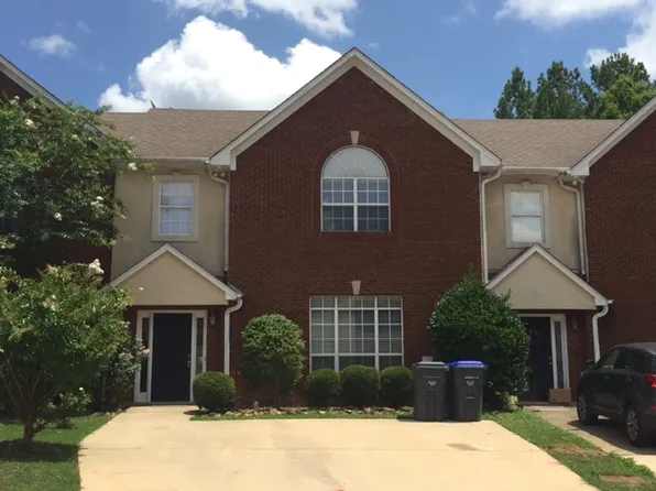 813 Treymoor Lake Ct, Alabaster, AL 35007