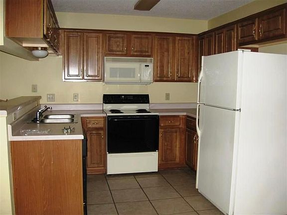 1226 Beaver Trail Drive, Shelby, TN 38016