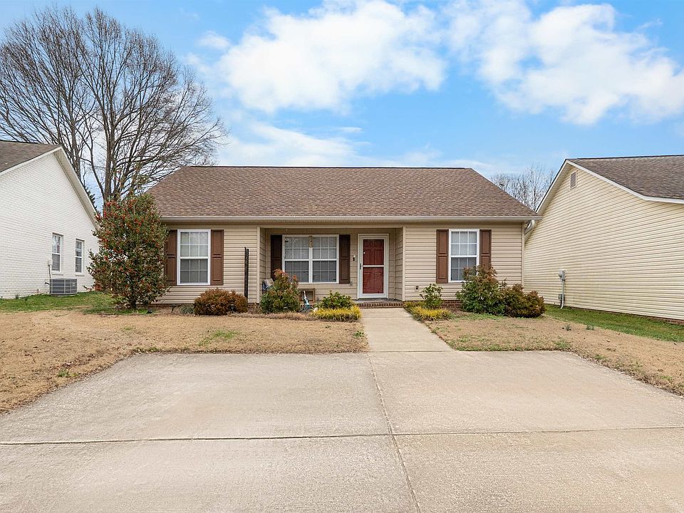 1st image of 345 Bishop Hicks Ct