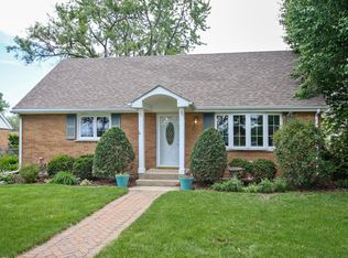 4955 W 83rd St, Burbank, IL