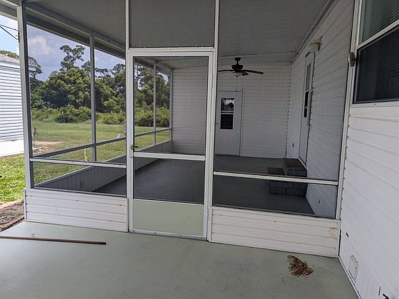 5th image of 9041 Michigan Rd