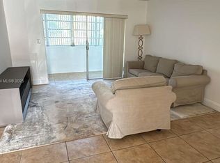 219 NE 14th Ave APT 103, Hallandale Beach, FL 33009