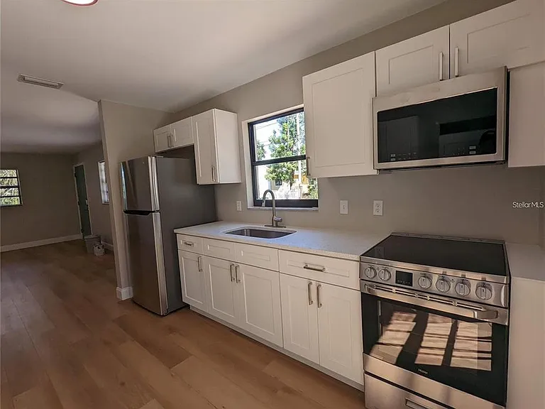 1922 Springtime Ave — Photo 12