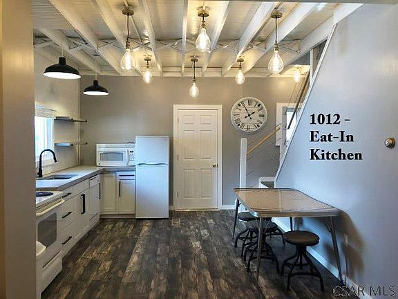 5th image of 1012 Station St #14