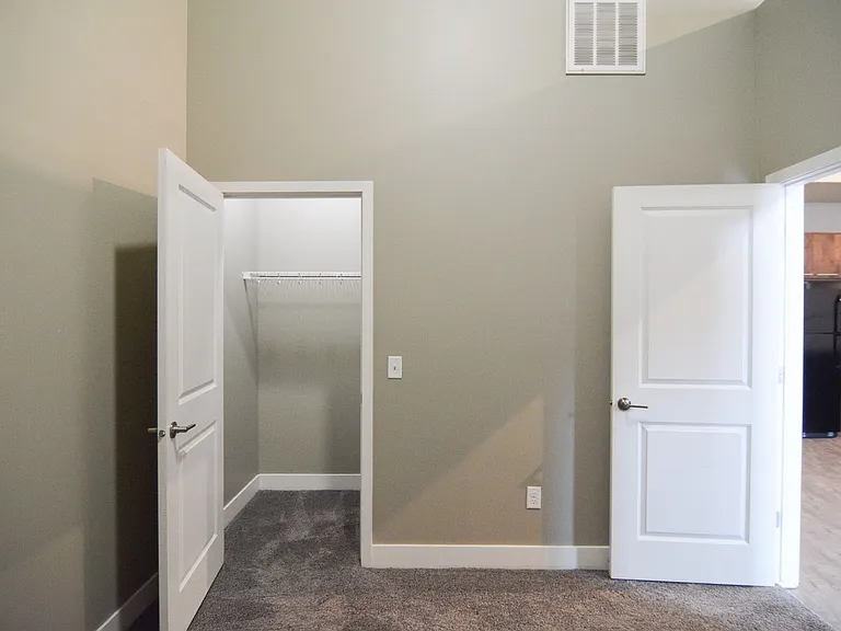 The Junction Apartments — Photo 45