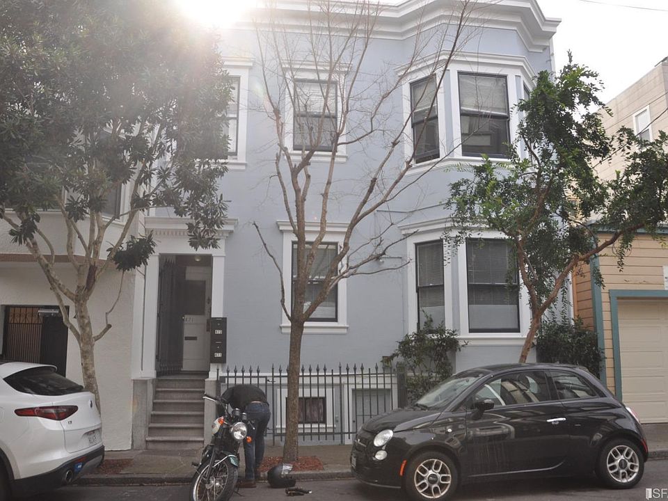 1st image of 471 Linden St