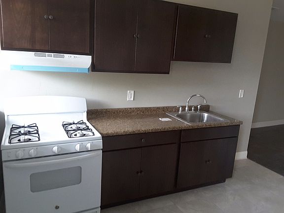 5th image of 1520 E 69th St #4