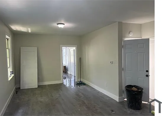 1334 Bay 24th St #2 — Photo 10