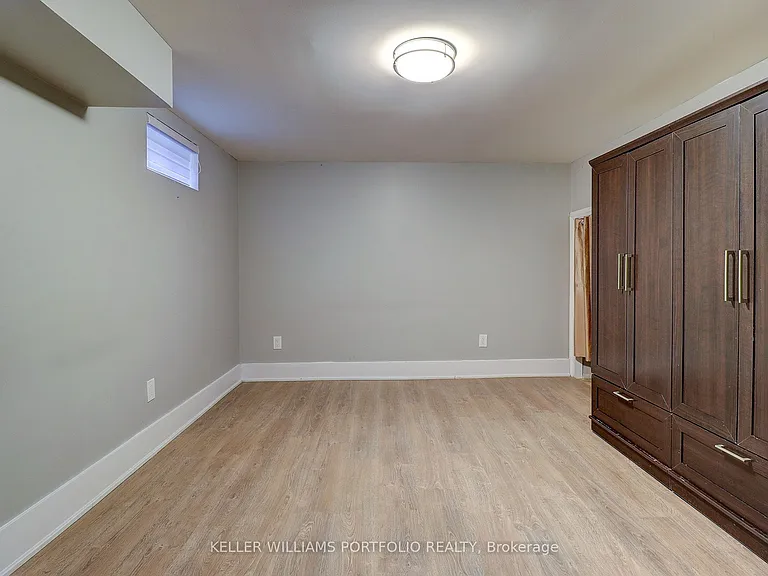962 Willowdale Ave — Photo 14