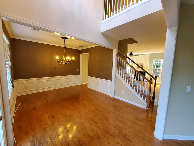 9708 Northfork Dr — Photo 5