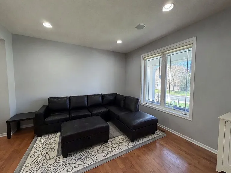 1443 Bethesda Cir — Photo 21