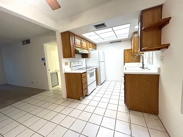 1411 N Sunrise Way #5 — Photo 7
