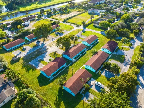 4894-4936 Serafica Drive, Lake Worth, FL 33461