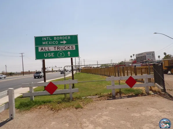 530 W Birch St, Calexico, CA 92231