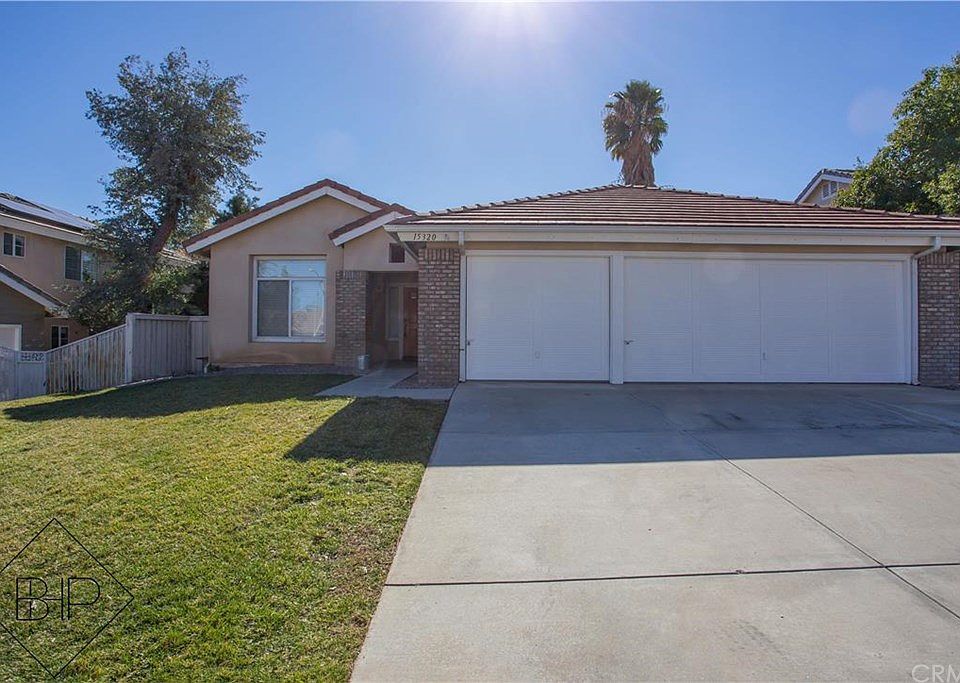 1st image of 15320 Lakebreeze Ln