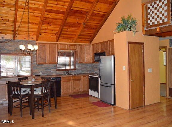 Great Room to Kitchen