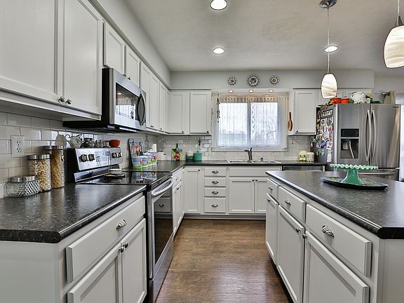 4th image of 109 Fairview Dr