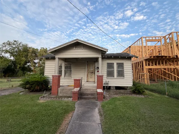 2805 Brackenridge St, Houston, TX 77026