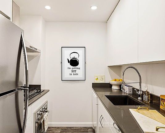 3rd image of 250 Mercer St APT B502