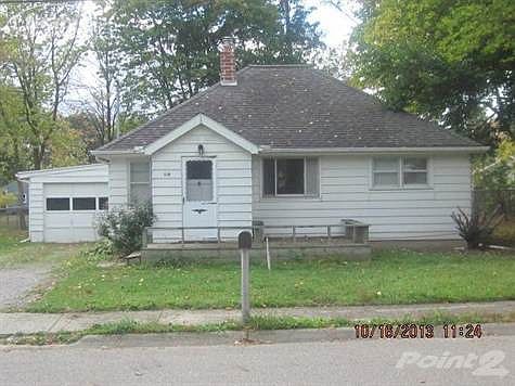 Front of home with garage