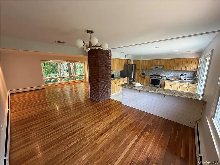 507 Millwood Rd — Photo 3