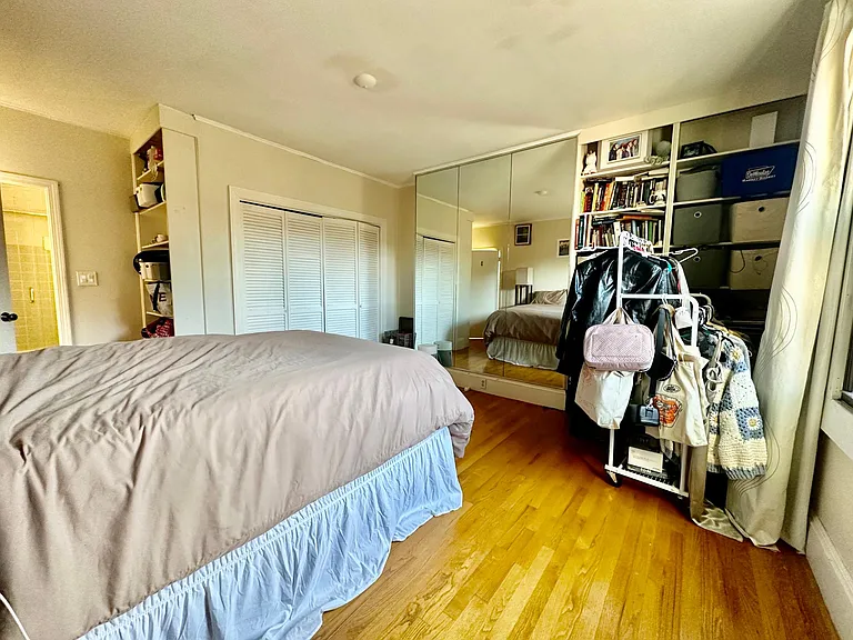 34 Gloucester St #4 — Photo 10
