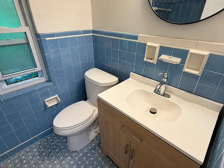 2381 Collins Rd — Photo 17