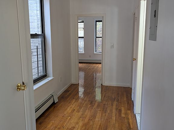 4th image of 1524 Saint Johns Pl Floor 3