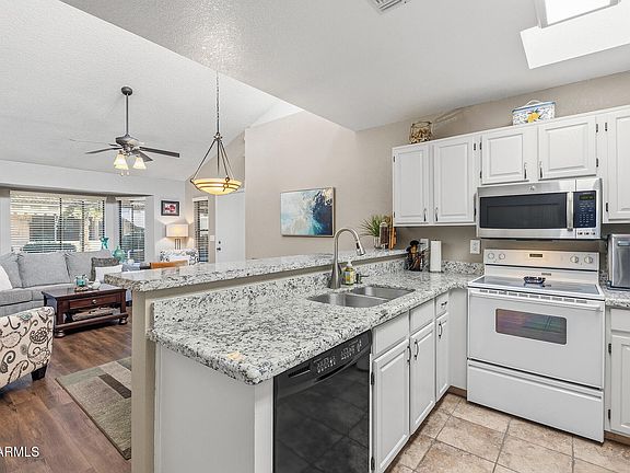 3rd image of 14300 W Bell Rd Unit 489