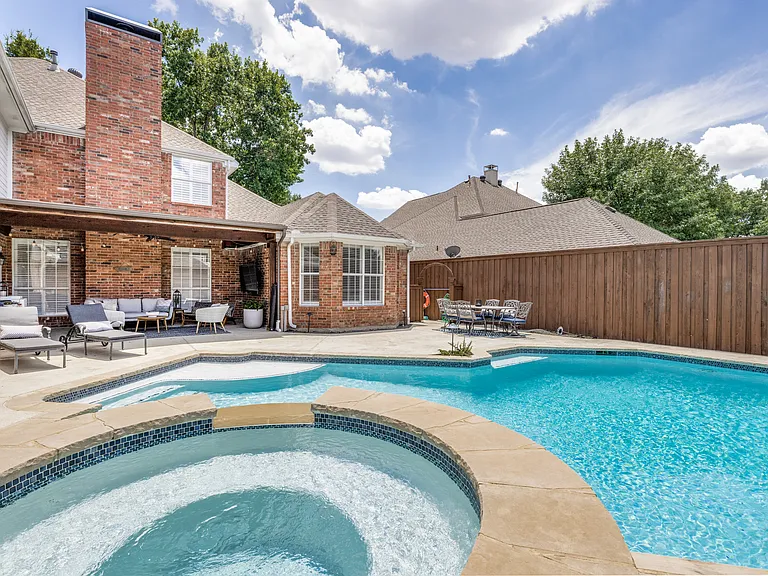 6429 Blacktree Dr — Photo 28